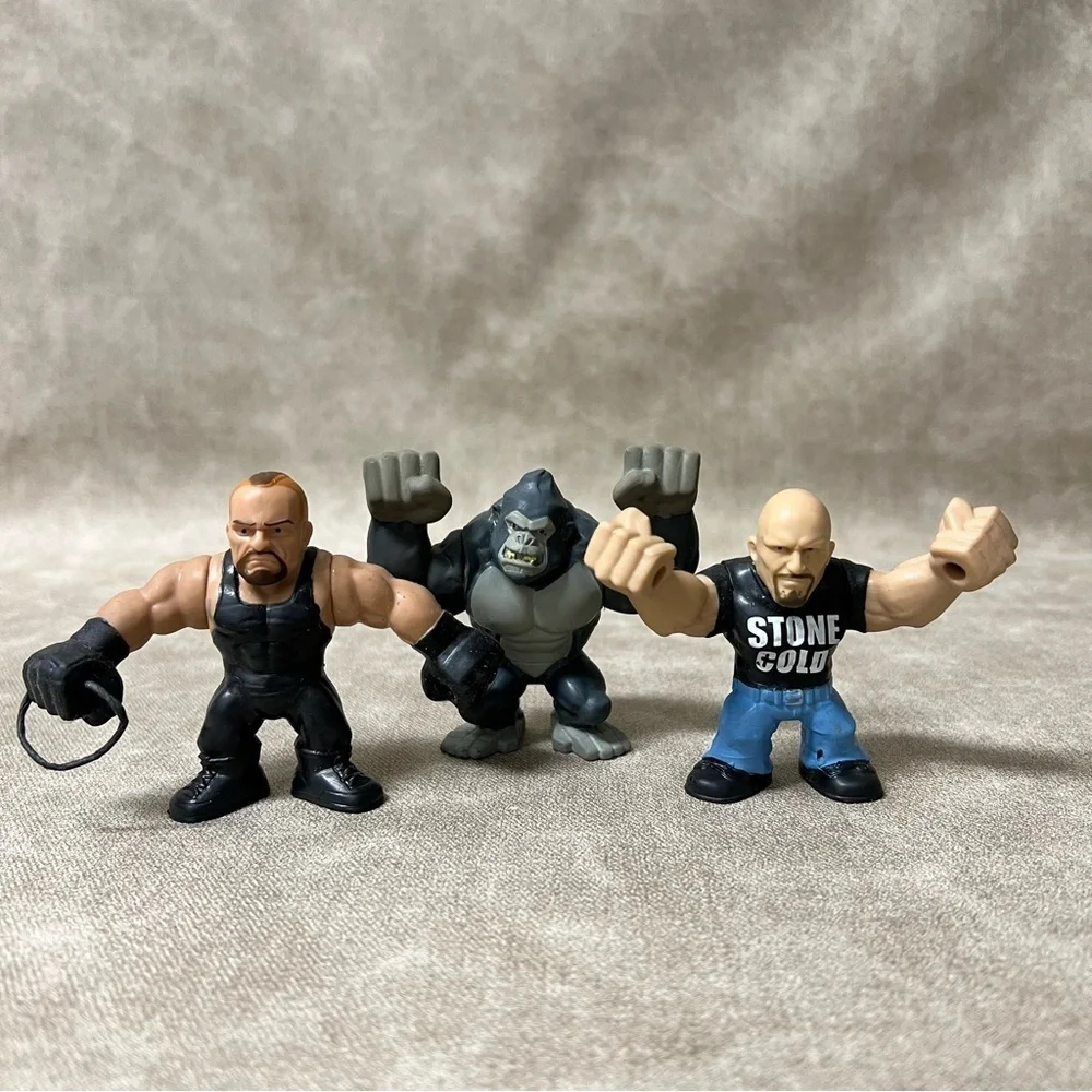 WWE Stetchable Action Figures - Lot Of 2 Wrestlers & 1 Gorilla